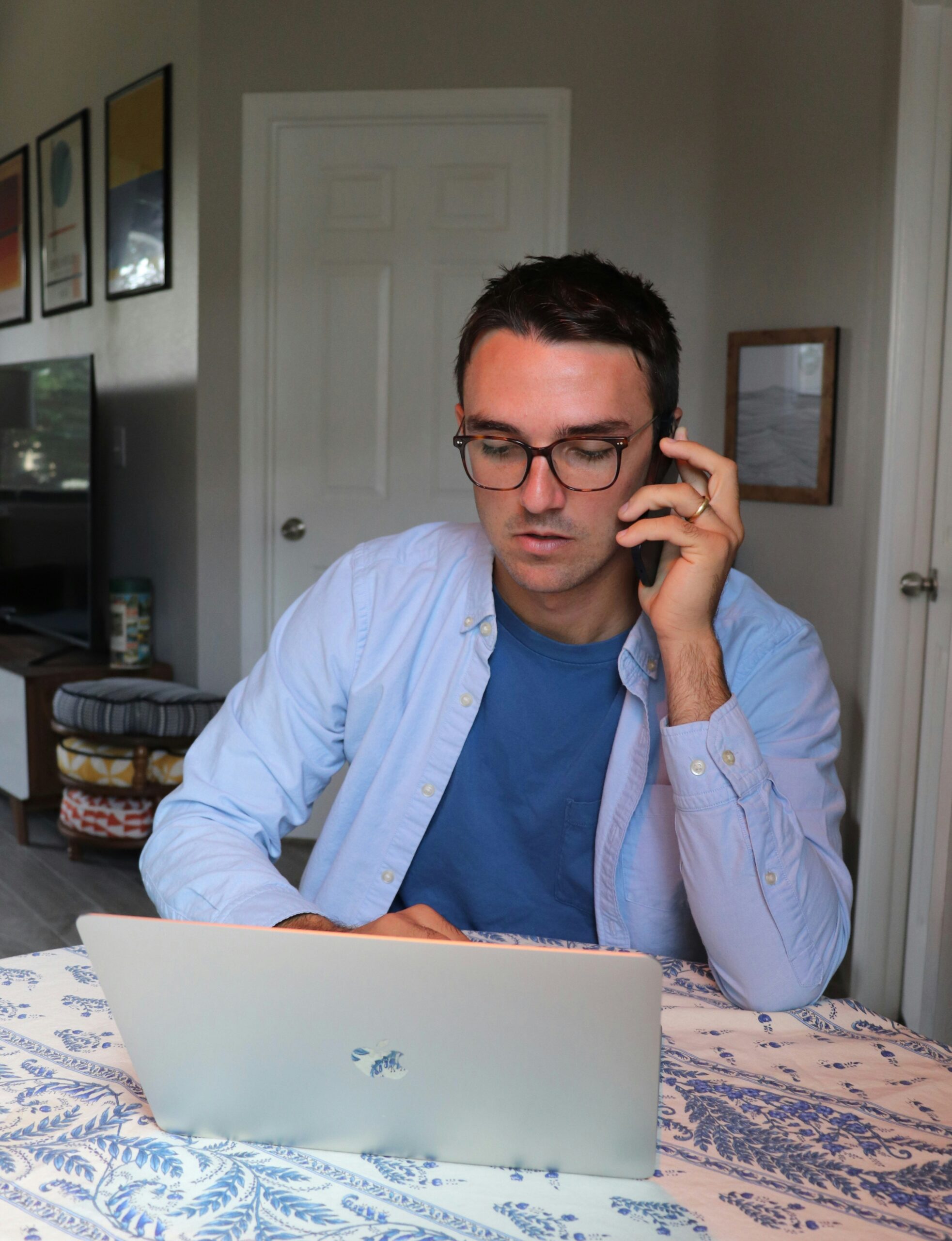 How Many Hours Does It Take To Run A Small Business